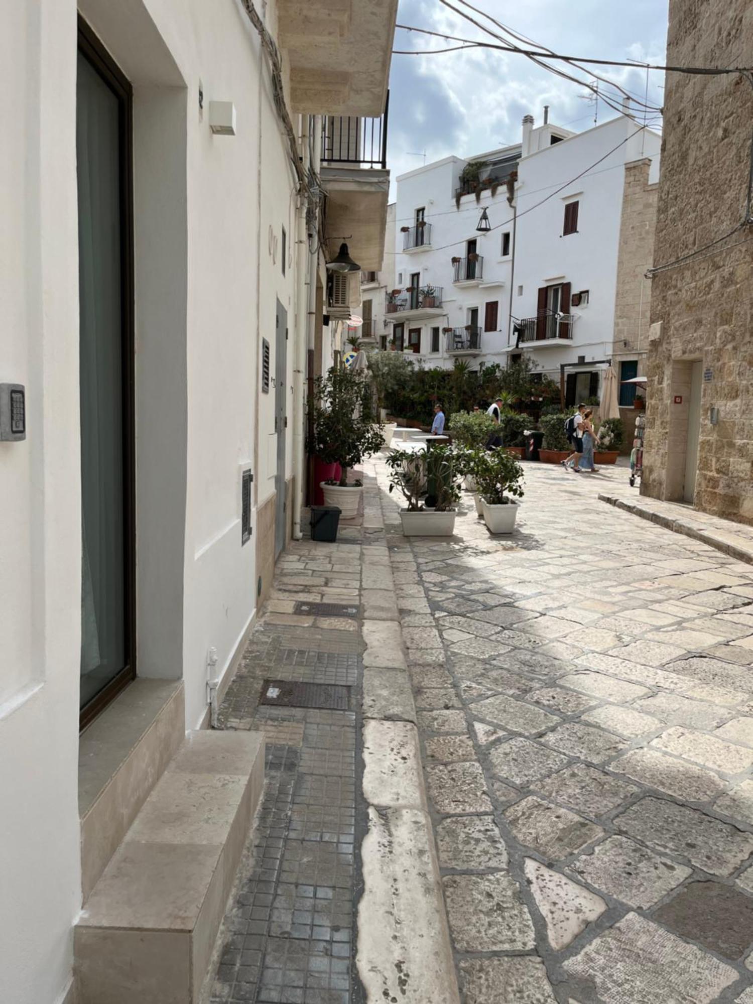 Dimora Grottacielo Appartement Polignano a Mare Kamer foto